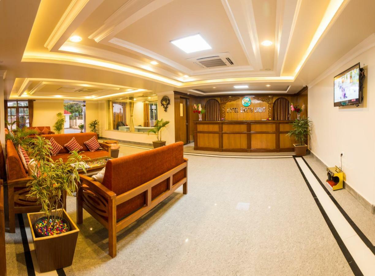 Hotel Earth Light Sauraha Chitwan Exterior photo